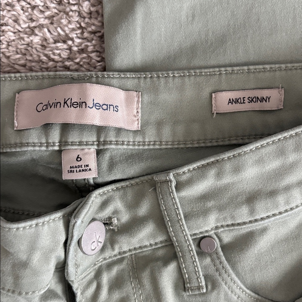 Pants - Picture 3 of 3